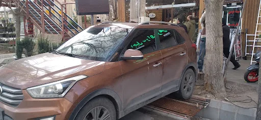 یاس اسپورت - باربند و شیشه دودی خودرو - شیشه اتومبیل در تبریز