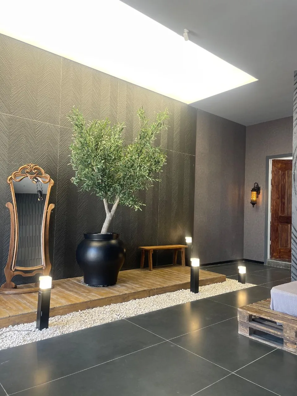 عمارت عکاسی دیورا - تصویر 2