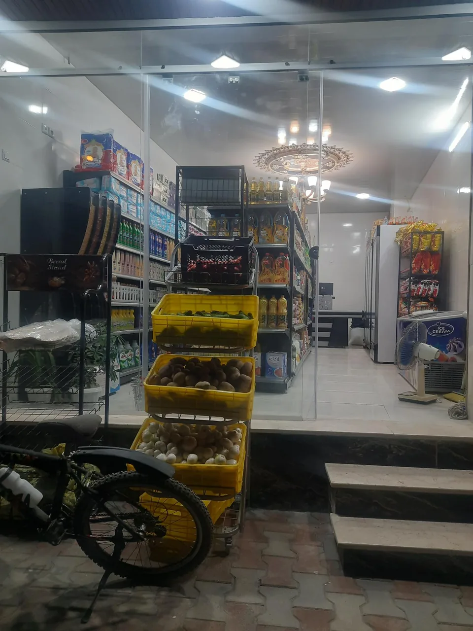 سوپرمارکت نوشان - تصویر 2