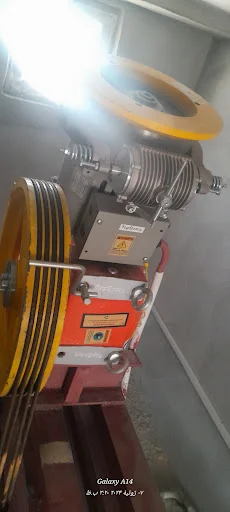 خدمات تعمیر موتور گیربکس آسانسور برزگر