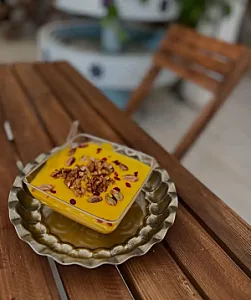خورشت ماست درخشان
