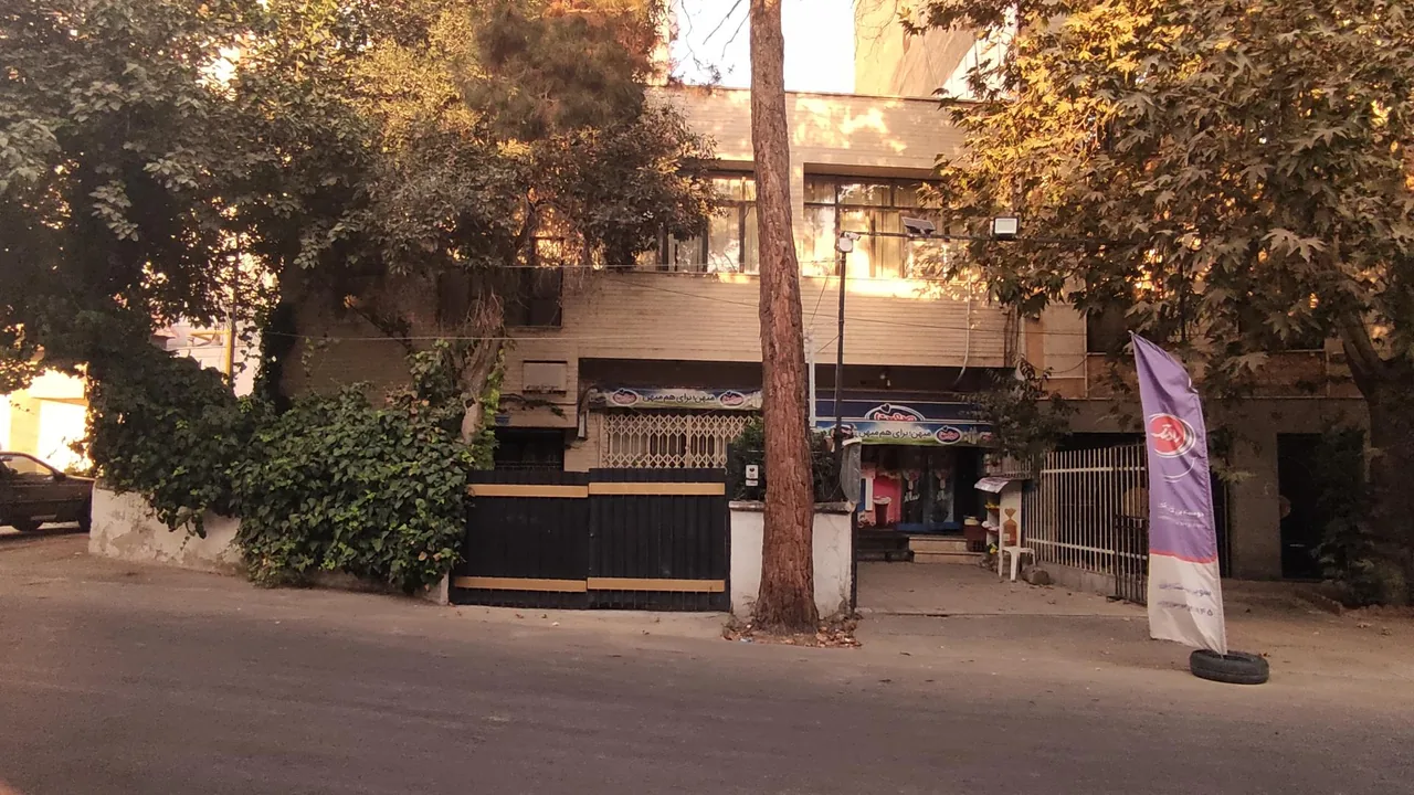 سوپر مارکت پل حصار - تصویر 5