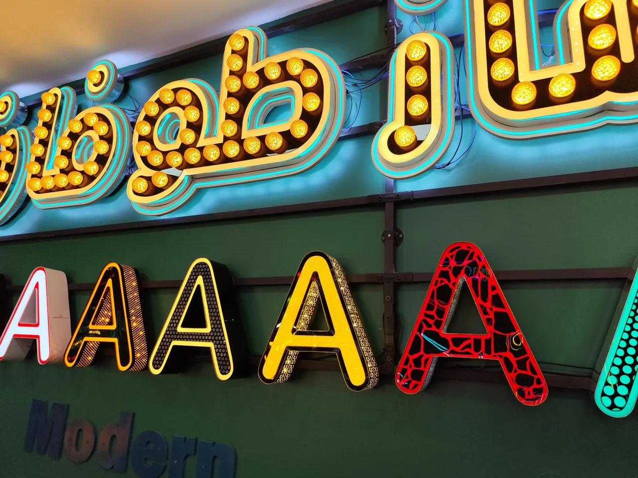 تابلوساز طوفان - تصویر 3