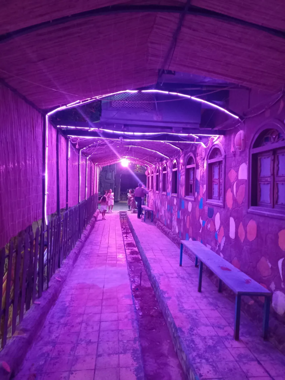 باغ تالار و سفره خانه نیاوران