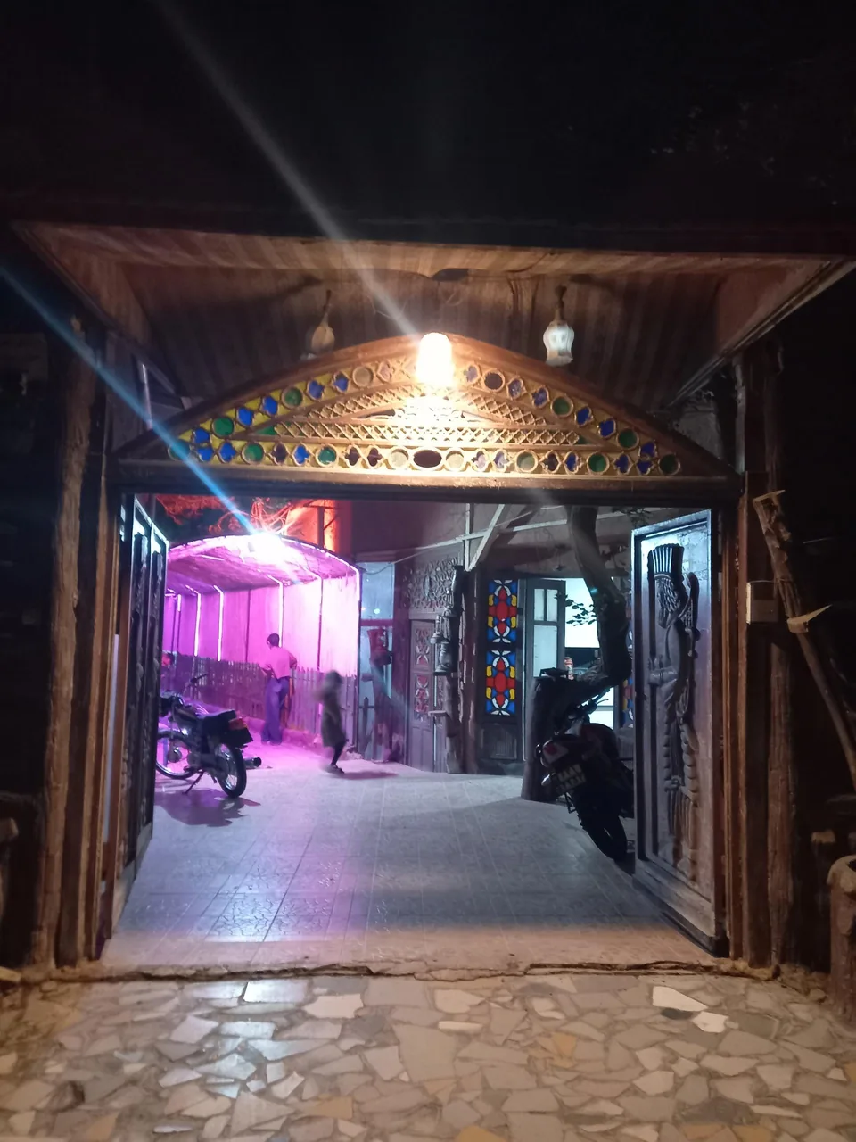 باغ تالار و سفره خانه نیاوران - تصویر 4