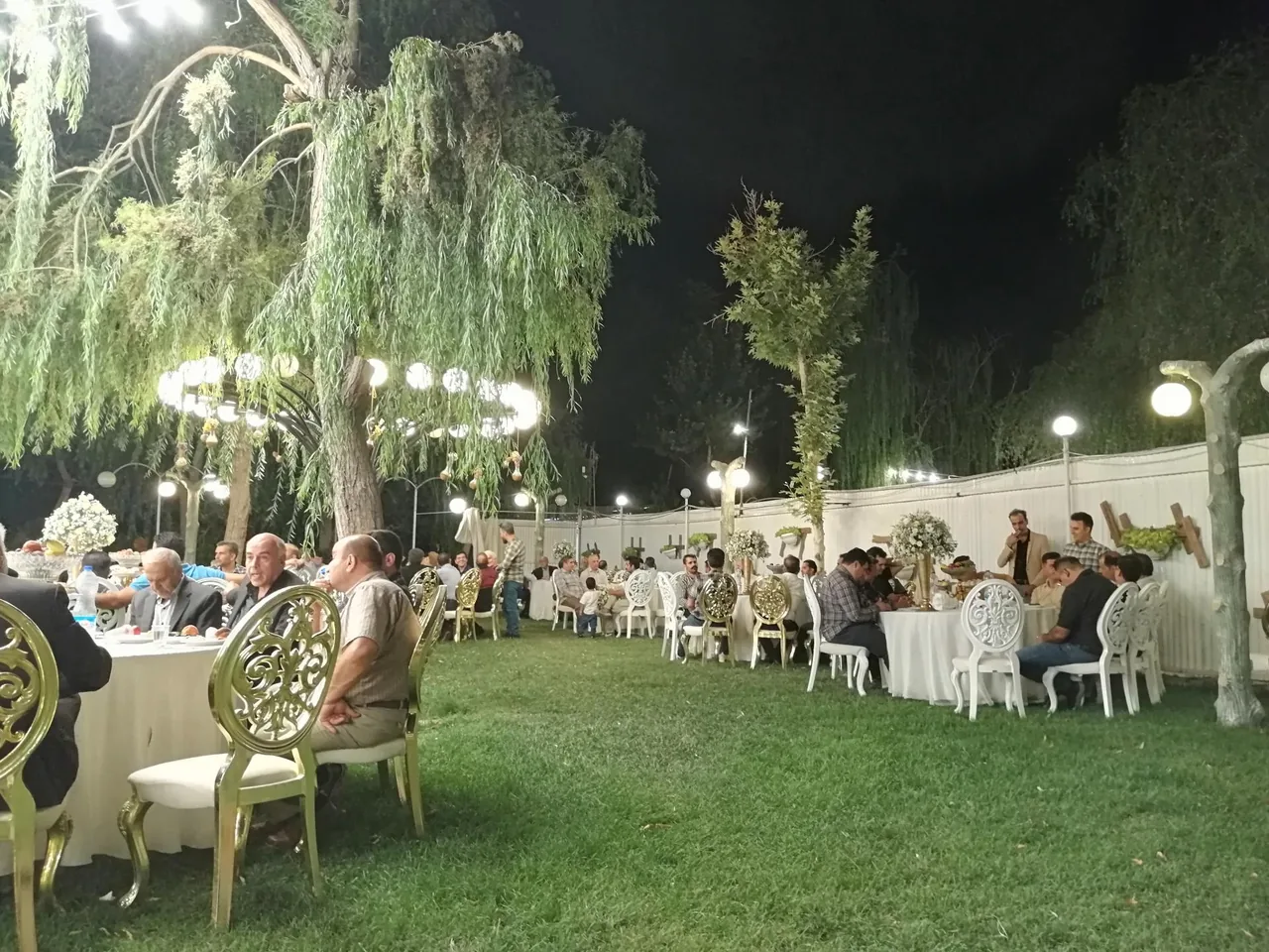 باغ تالار نیلوفر اصفهان - تصویر 5
