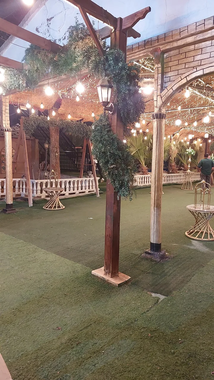 باغ تالار اکباتان
