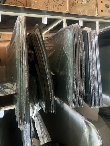 شیشه اتومبیل آذربایجان (نوری)