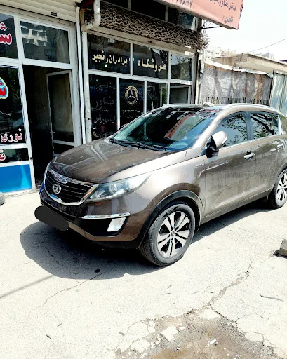 شیشه اتومبیل دولوکس