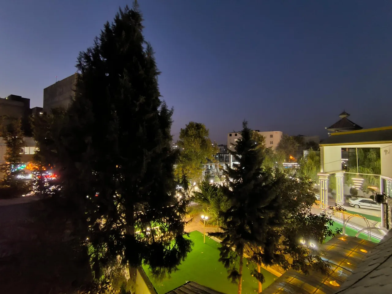تالار صدف طلایی - تصویر 4