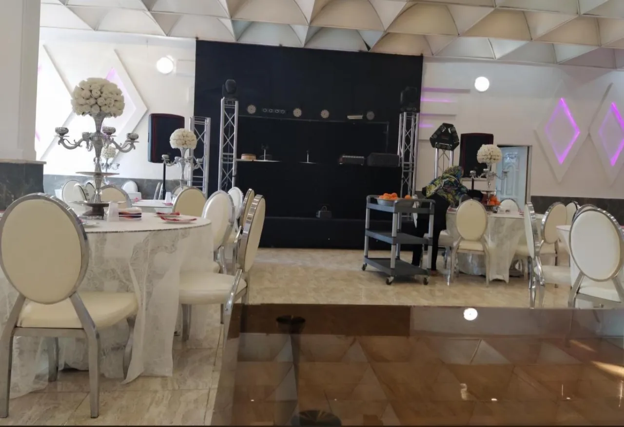 باغ تالار امید