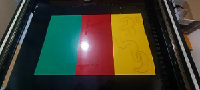 خدمات تابلو سازی و برش لیزر cnc
