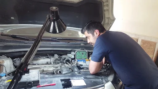 برق و الکترونیک خودرو تسلا