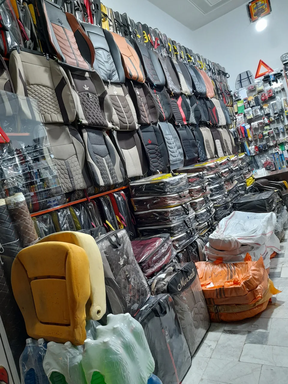 تزئینات اتومبیل کیانی - تصویر 3