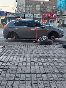 فروشگاه رینگ و لاستیک اتو آسفر