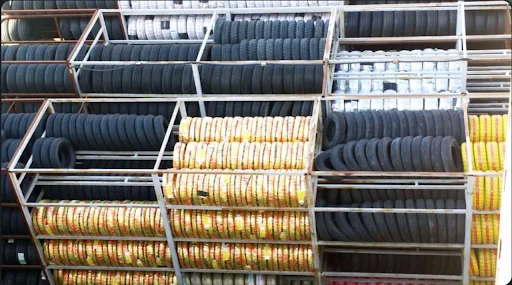 LKB لاستیک کاران برتر شعبه سرچشمه