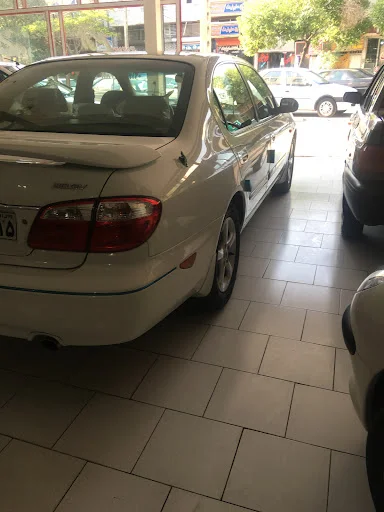 نمایشگاه اتومبیل سرور - نمایشگاه اتومبیل در تبریز