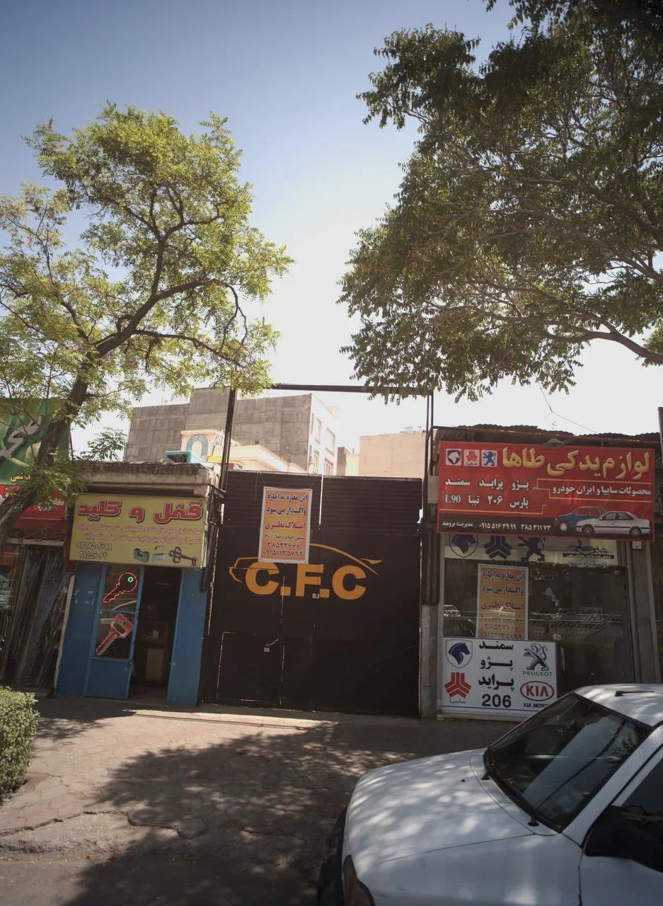 لوازم یدکی طاها