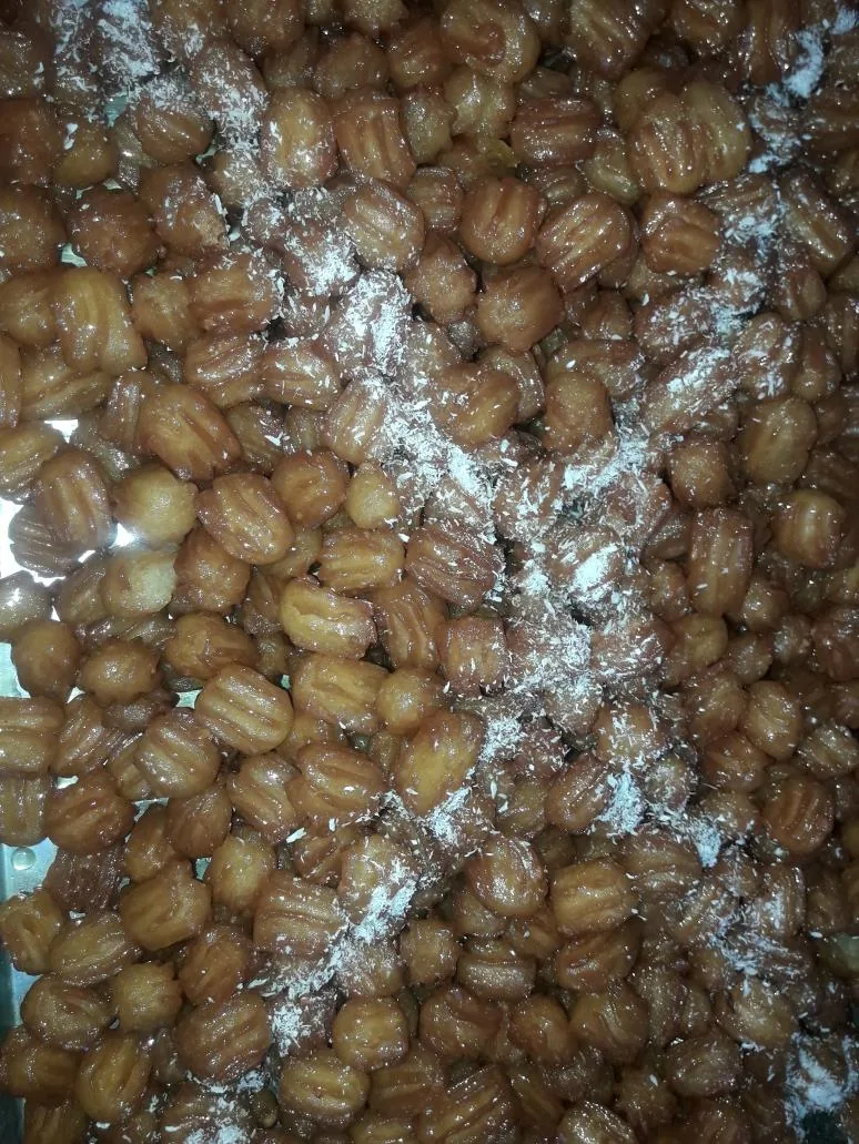 نان وشیرینی پروانه