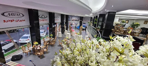 مدیران خودرو - ۵۵۰ آسا - نمایشگاه اتومبیل در تبریز