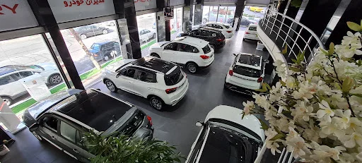 مدیران خودرو - ۵۵۰ آسا - نمایشگاه اتومبیل در تبریز