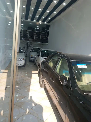 نمایشگاه اتومبیل اتوشاهان (رسولی)