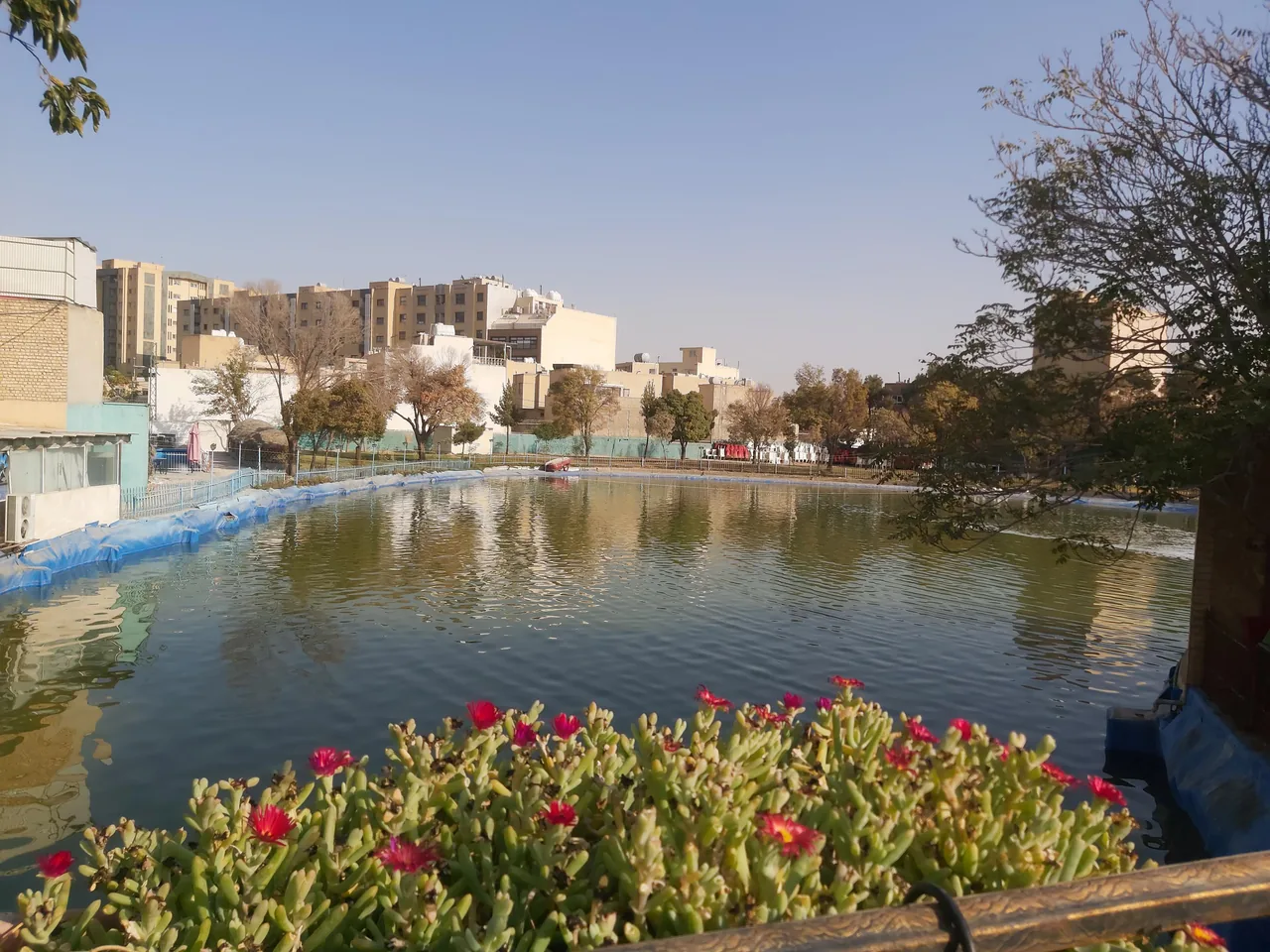 مجموعه پذیرایی نگارستان - تصویر 3