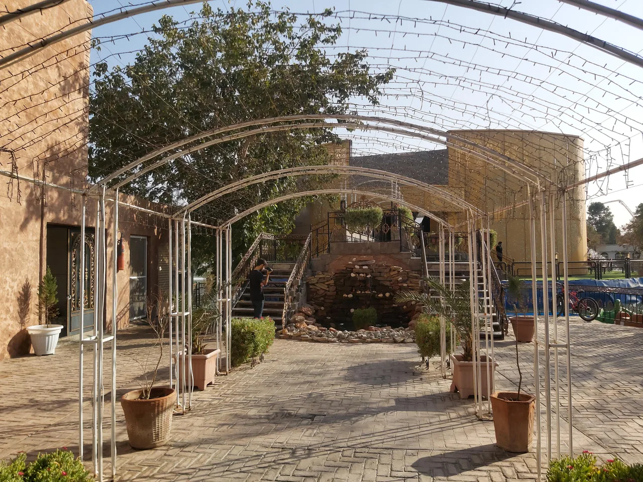 مجموعه پذیرایی نگارستان - تصویر 4