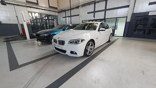 پرشیا خودرو تبریز - نمایشگاه اتومبیل در تبریز