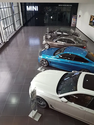 پرشیا خودرو تبریز - نمایشگاه اتومبیل در تبریز