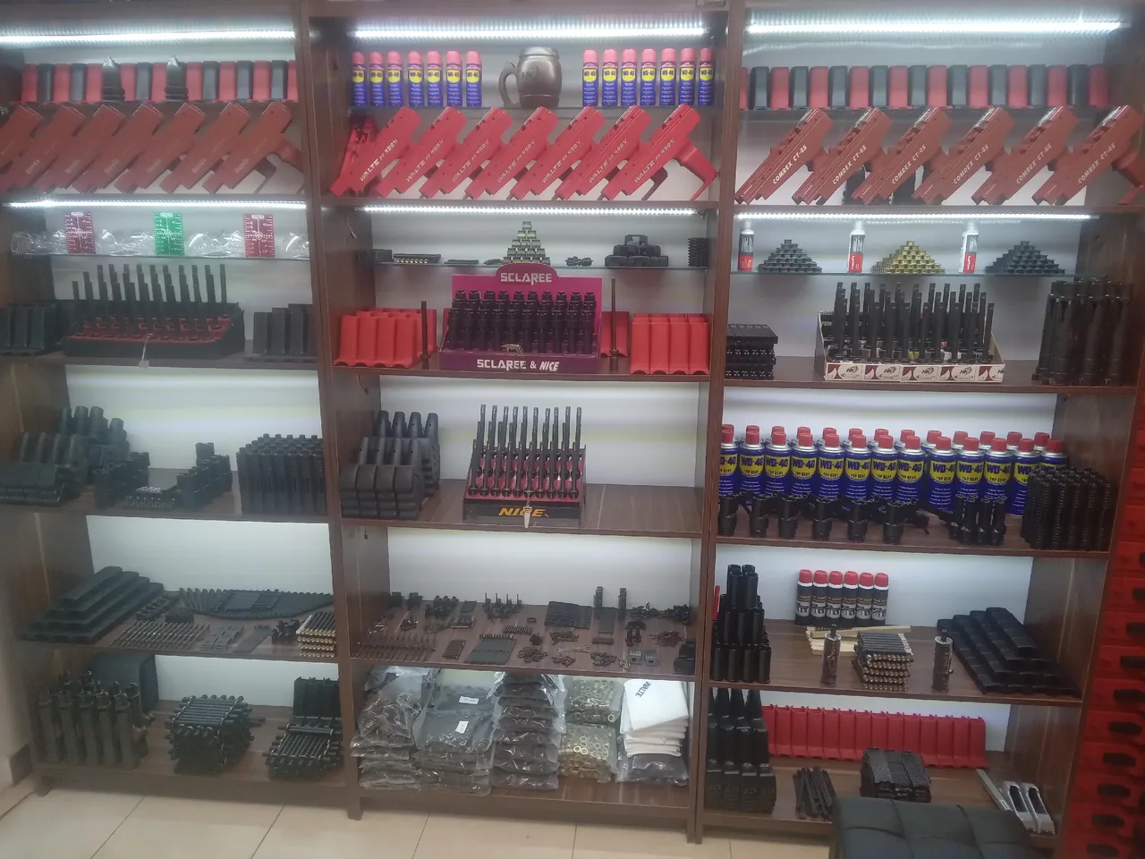 فروشگاه کناف صدوقی