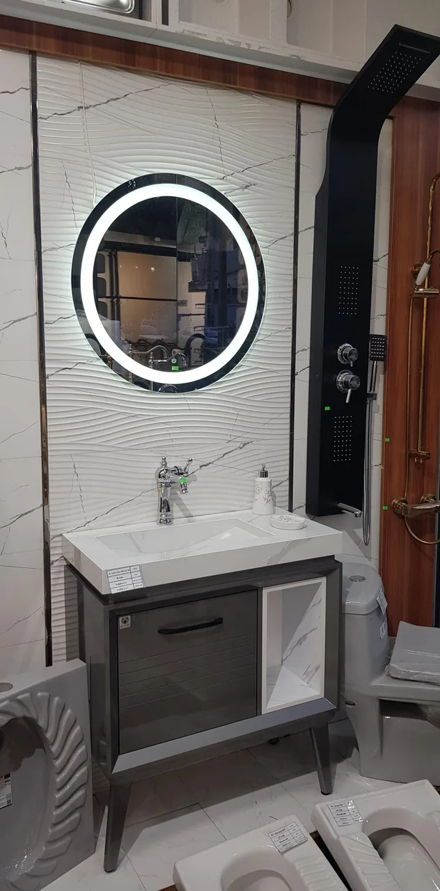فروشگاه کاشی وسرامیک منصوری