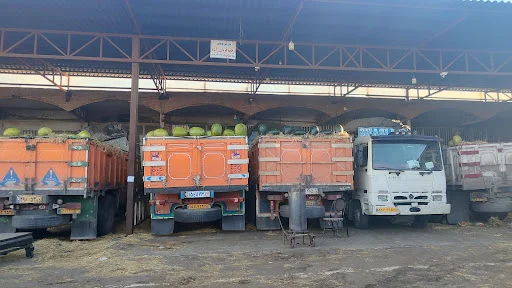 بارفروشی زیتون احمد کاظمی رشید - میوه و تره بار در تبریز