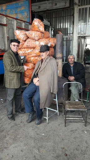 بارفروشی زیتون احمد کاظمی رشید - میوه و تره بار در تبریز