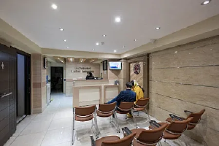 آزمایشگاه دکتر شبستری
