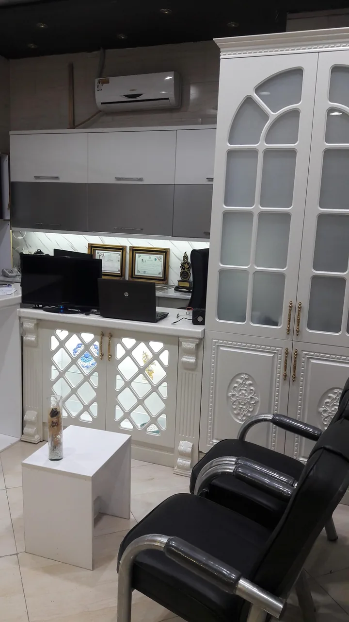 کابینت و دکوراسیون پیرامون - تصویر 2