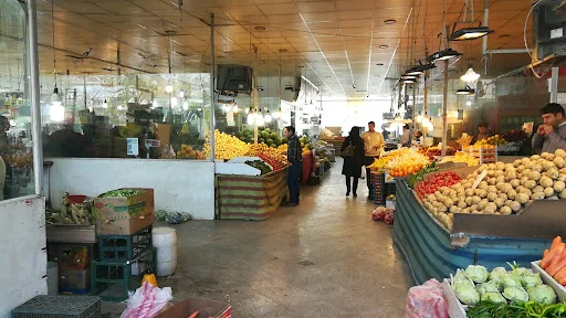 میدان میوه و تره بار شهید صمدی