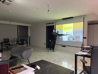 دکوموند ، طراح و مجری حرفه ای دکوراسیون داخلی، کابینت و کمد اصفهان