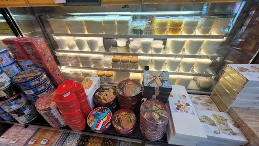 لبنیات بقال زاده