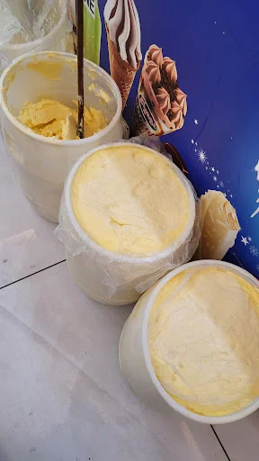 لبنیات بقال زاده