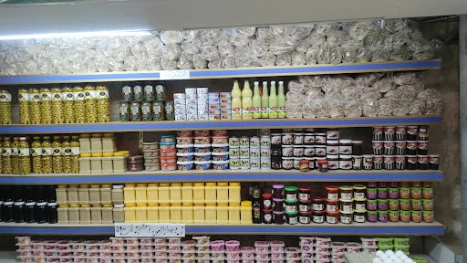 لبنیاتی سنتی حمامی لیقوان