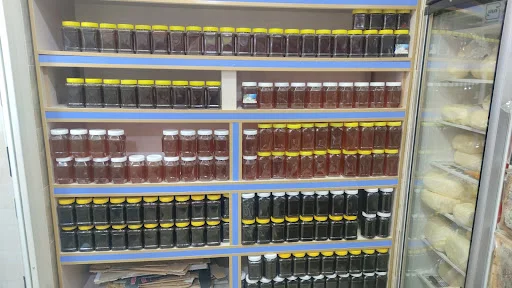 لبنیاتی سنتی حمامی لیقوان