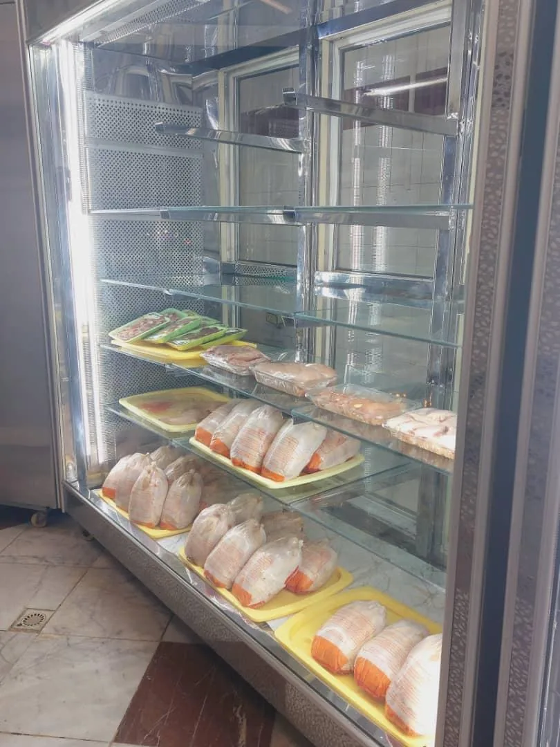 فروشگاه گوشت و مرغ شادی
