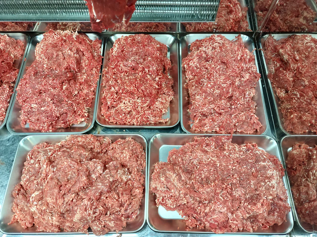 سوپر گوشت مجید صادقی - تصویر 2