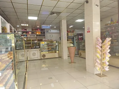 قنادی نارون