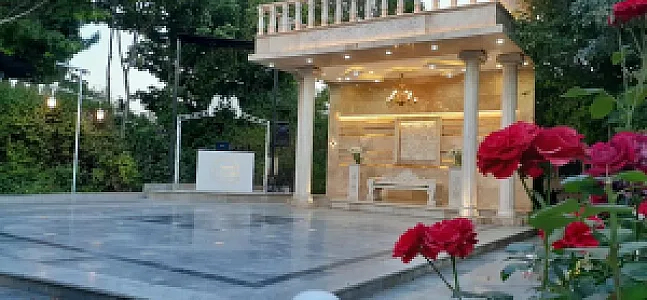 باغسرا و تالار هیراد