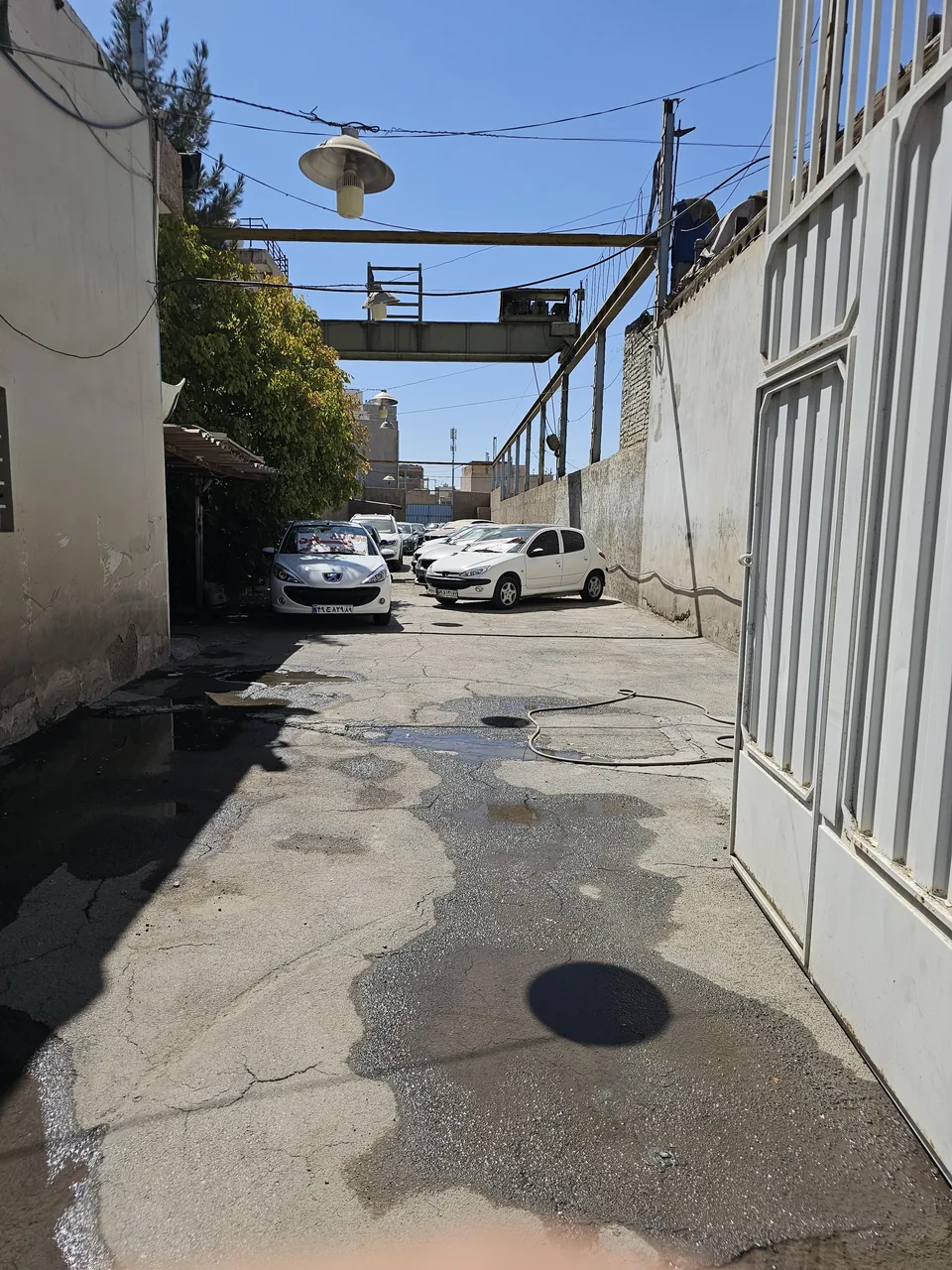 نمایشگاه خودرو یاقوت - تصویر 3