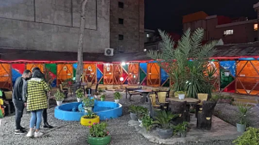 رستوران سنتی دیاکو