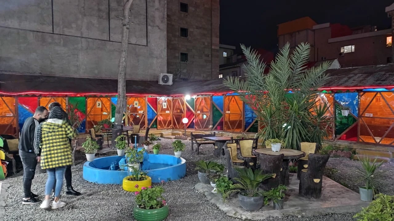 رستوران سنتی دیاکو