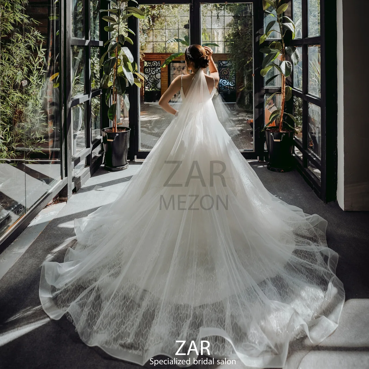 مزون لباس عروس زر - تصویر 5